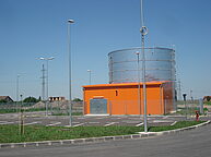 Stâlpi de iluminat la magazinul Hornbach (5)