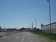 Stâlpi de iluminat la magazinul Hornbach (3)
